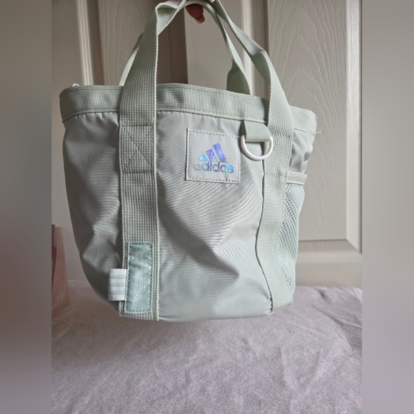 adidas Essentials Mini Tote Crossbody Bag – Linen Green (Mint), BNWT - Picture 2 of 6